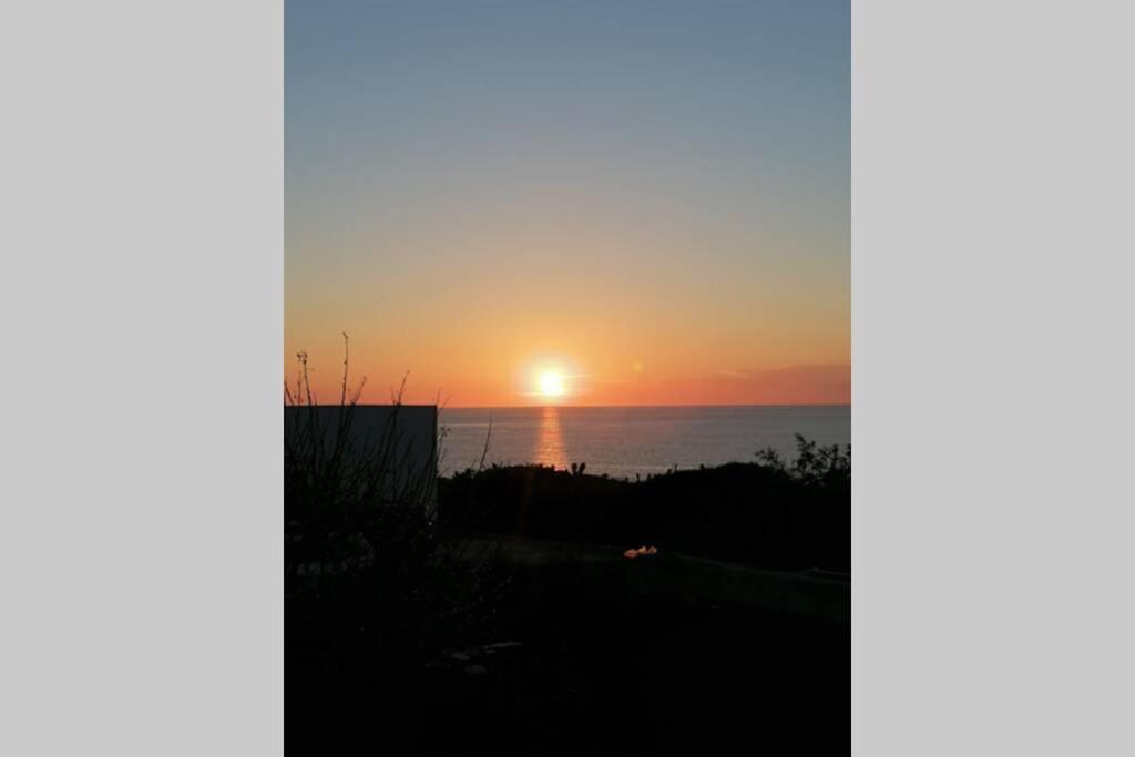 Open Space A Due Passi Dal Mare Isola di Ustica المظهر الخارجي الصورة